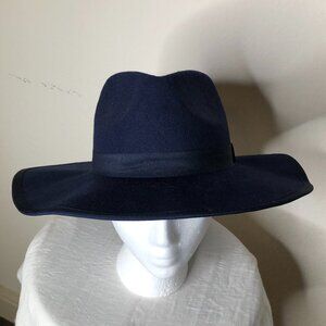 Classic "Nordstrom Rack" Dark Blue Wool Felt Fedora/ Ladies Hat